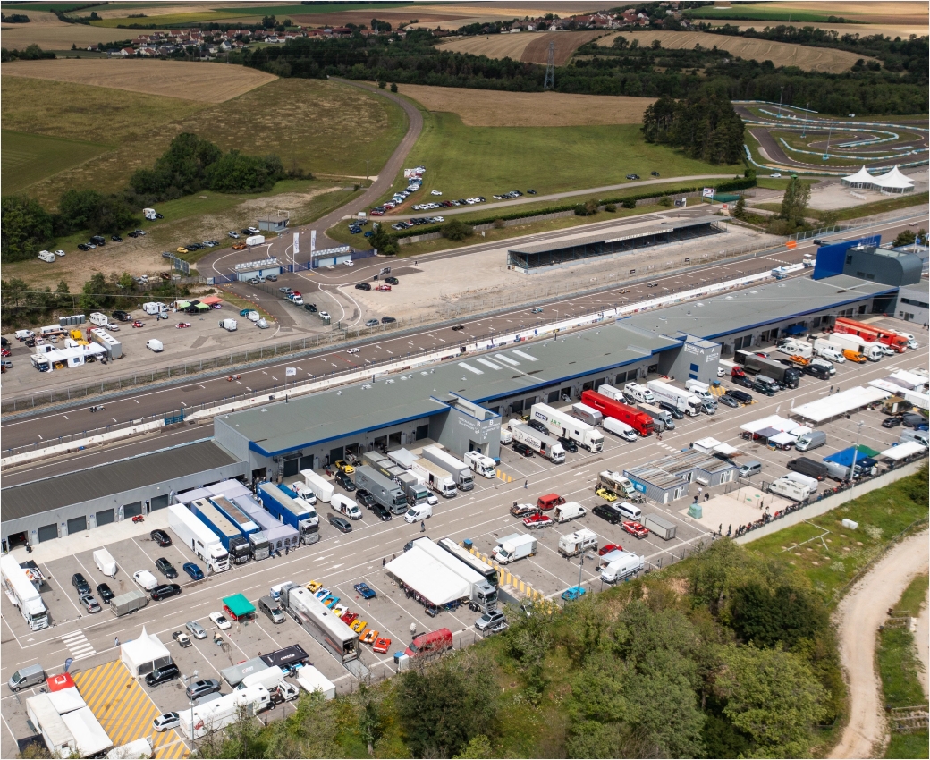 Vue en drone du Circuit prenois