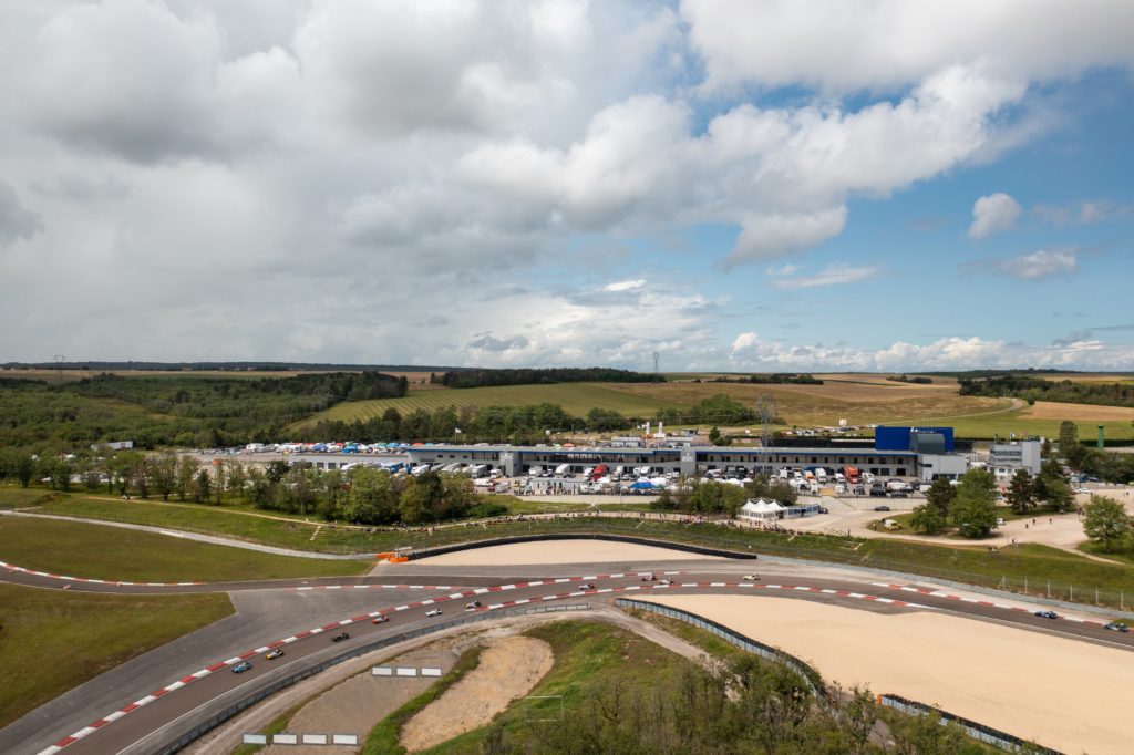 Circuit-dijon-prenois-stage-auto-moto