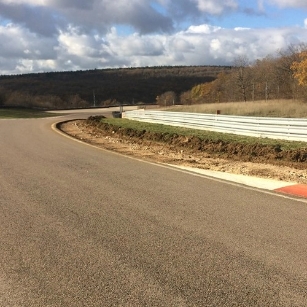 Photo historique montrant l'histoire du Circuit Dijon Prenois