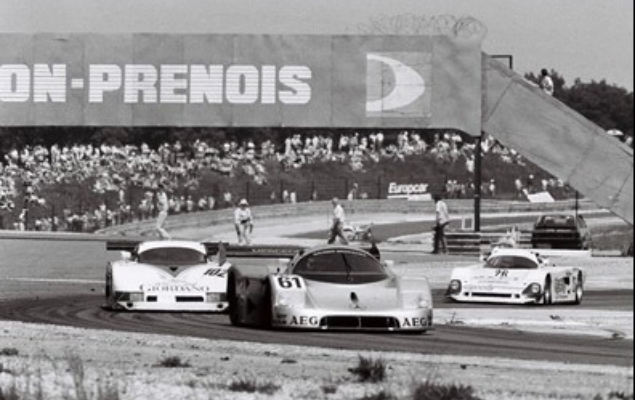 Photo historique montrant l'histoire du Circuit Dijon Prenois