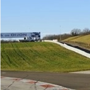 Photo historique montrant l'histoire du Circuit Dijon Prenois